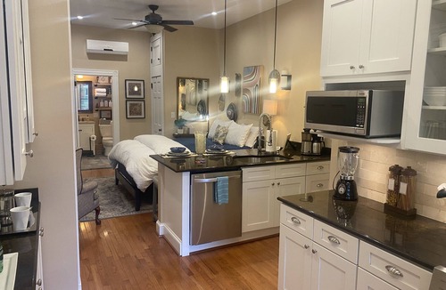 Church Hill Apartment | The Studio@ Eanes Drug