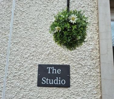Glen Urquhart Apartment | The Studio