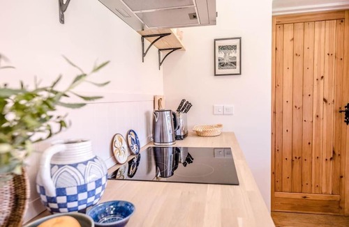 Woodbridge House | The Studio, Hoo