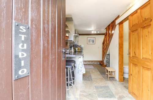 Cambridge House | The Studio, Horseshoe Cottage