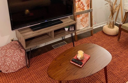 Carthage Apartment | The Studio on Hazel - Carthage, Missouri