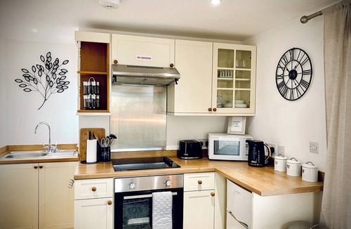Saint Gennys Cottage | THE STUDIO, pet friendly, with a garden in Crackington Haven