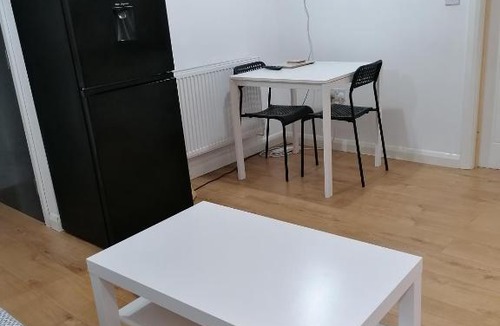 Highworth Apartment | The Studios