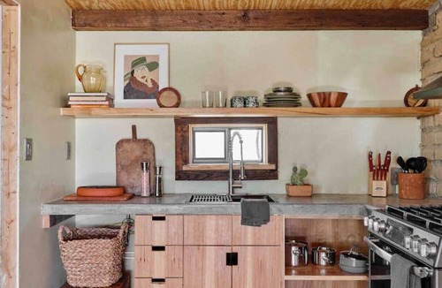 Big Bend National Park Cabin | The Study Butte Room No.4 + Kitchen