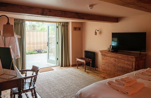 Rendcomb House | The Stump