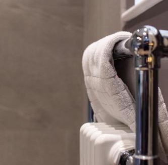 Rendcomb Hotel | The Stump