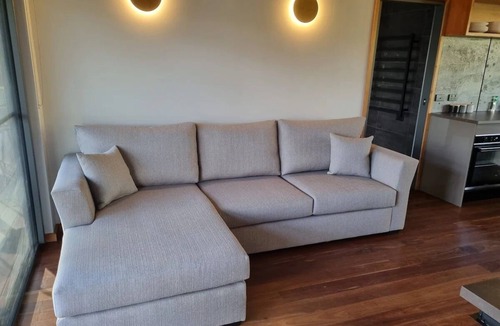 Seymour House | The Stunning "pavilion" at Riverlea