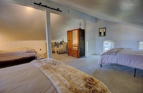 Big Bear Hotel | THE Suite #2502