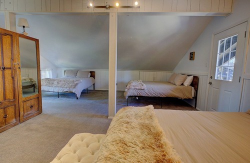 Big Bear Hotel | THE Suite #2502