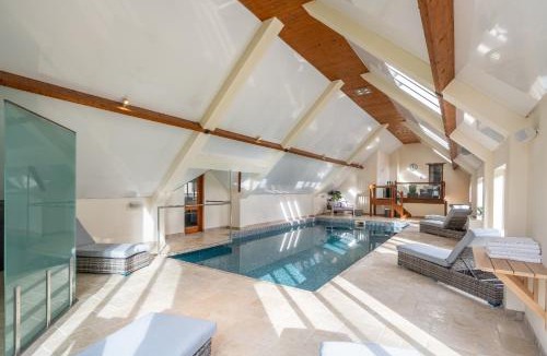 Coalbrookdale House | The Summer House