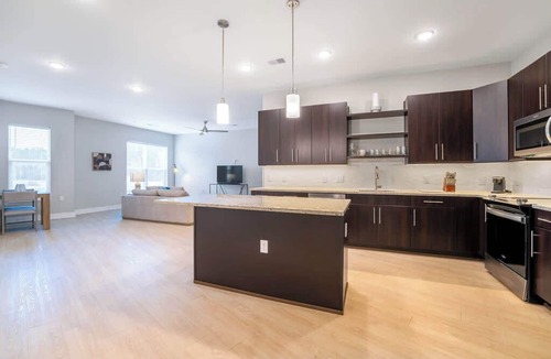 Summerville Apartment | The Summet IV Vibe 8804