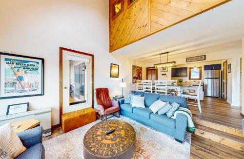 Warren Apartment | The Summit: 46