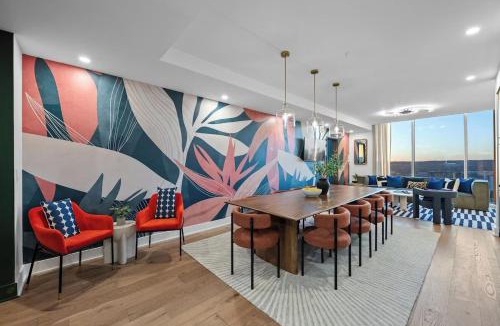 Rainey Street Historic District Apartment | The Summit Club