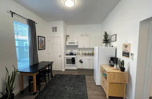 Fairpark House | The Summit: Downtown SLC! Fresh & Clean! Pets OK!