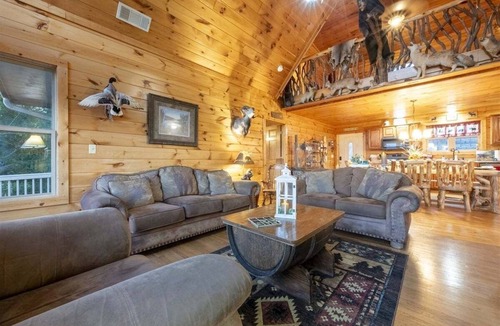 Sautee Nacoochee House | The Summit! Spacious Cabin Panoramic Views
