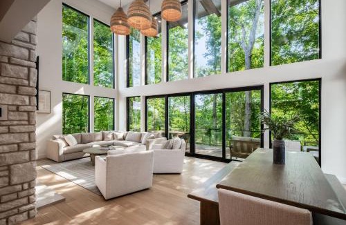 New Plymouth House | The Summit