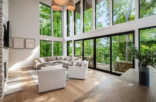 New Plymouth House | The Summit