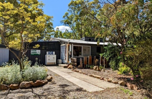 Dadswells Bridge Cabin | The Summit View by Tiny Away