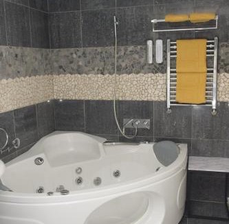 The King's Mile Hotel | The Sun Hotel