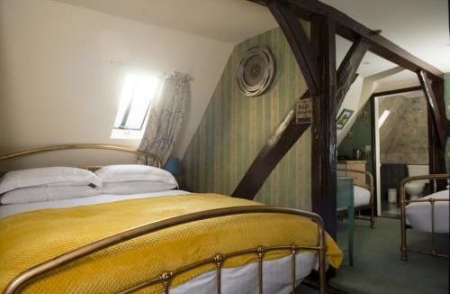 The King's Mile Hotel | The Sun Hotel