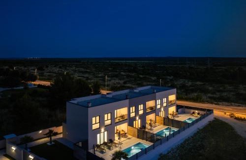 Nin Villa | The Sun