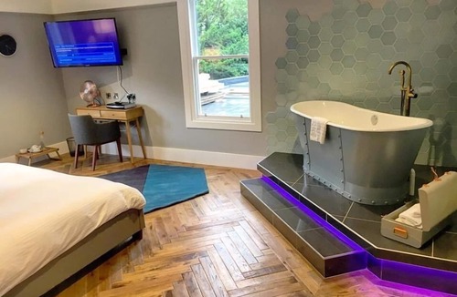 Newbattle Hotel | The Sun Inn