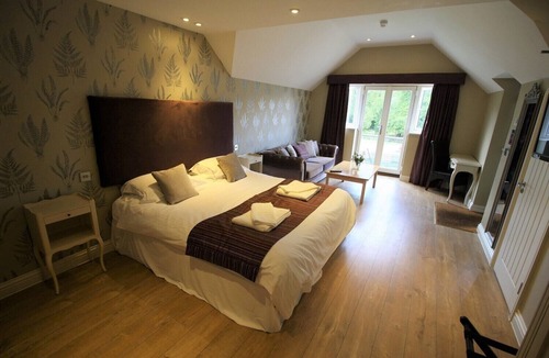 Swindon House | The Sun Inn