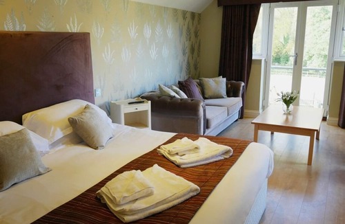 Swindon House | The Sun Inn