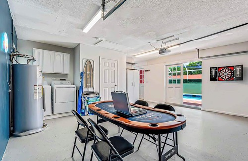 Parrot Cove House | The Sun Sail Retreat - Spacious Home w/Private Pool, 1 Mile to Beach, Walk DT!