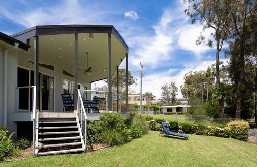 Soldiers Point House | The Sundowner