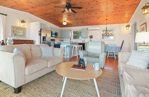 Fernwood House | The Sunset Beach Bungalow