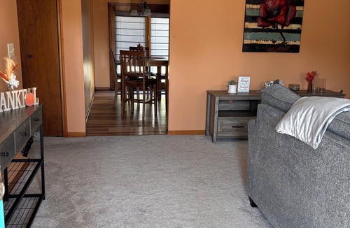 Warrensburg House | The Sunset Stay