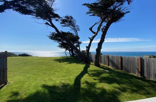 Gold Beach Resort | The Sunset