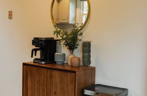 Parkesburg House | The Sunsets Overlook