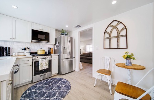Roseville House | The Sunshine Farmhouse in Old Roseville!