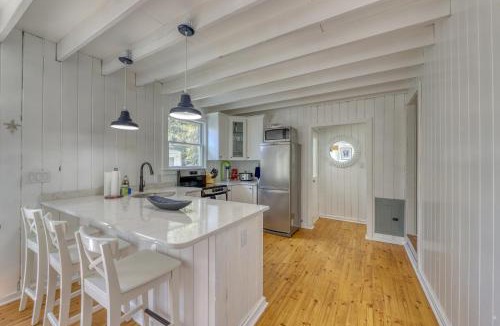 Ocean Bay Park Apartment | The Surfcomber Multi-Residence Home