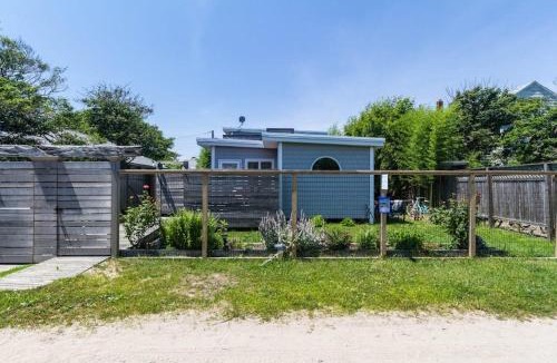 Ocean Bay Park House | The Surfcomber Unit 1