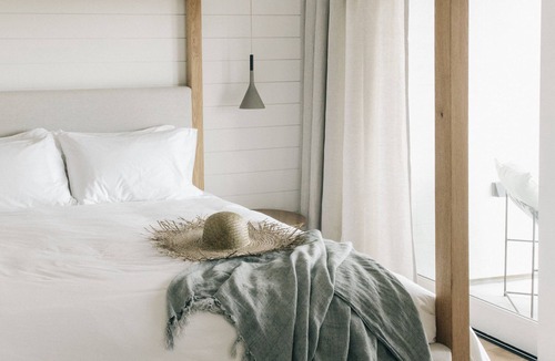 Eastern Malibu Hotel | The Surfrider Malibu