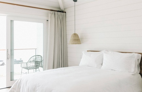 Eastern Malibu Hotel | The Surfrider Malibu