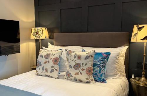 Muxton Hotel | The Sutherland