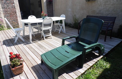 Nauroy House | The swallow house