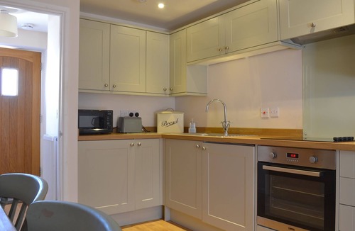 Wootton Bassett Cottage | The Swallows - 28835