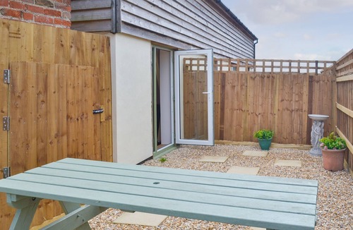 Wootton Bassett Cottage | The Swallows - 28835