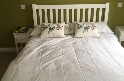 Seend Bed & Breakfast | The Swallows Bed and Breakfast