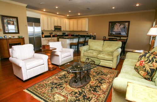 Historic Downtown Apalachicola Condo | The Swan, Bay & River Views, Private Elevator!