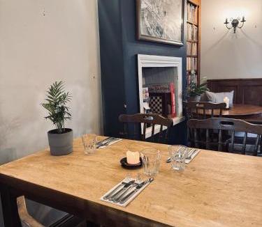 Bampton Hotel | The Swan