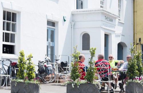 Wedmore House | The Swan