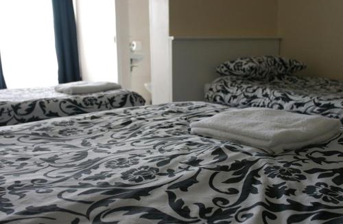 Fenny Stratford Bed & Breakfast | The Swan Hotel