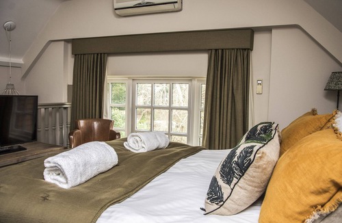 Chiddingfold Hotel | The Swan Inn