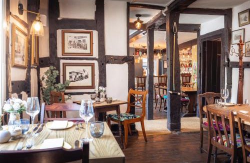 Midhurst Hotel | The Swan Inn